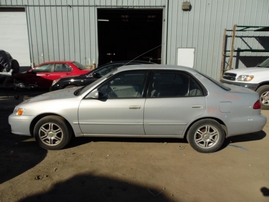 2001 TOYOTA COROLLA LE SILVER 1.8L AT Z17704